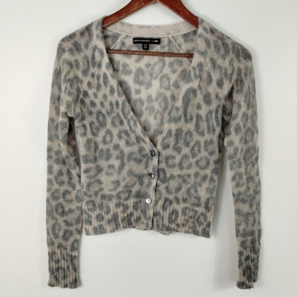 Banana Republic Sweaters - Banana Republic MadMen Animal Print V Neck Cardigan Small Long Sleeve Button Up